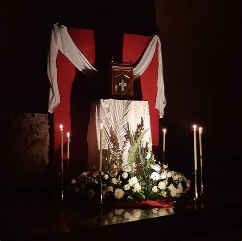 Im Genes De Los Oficios De Jueves Santo Y La Hora Santa Parroquia San