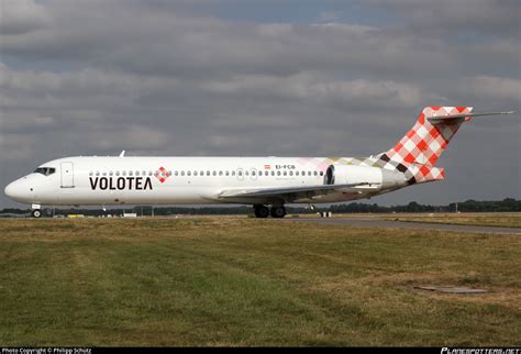 EI FCB Volotea Airlines Boeing 717 2BL Photo by Philipp Schütz ID