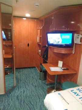 Norwegian Jewel Cabins and Staterooms