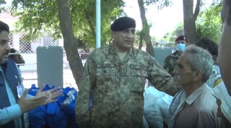 COAS Visits Far Flung Areas Of Interior Sindh In Dadu District