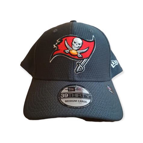 New Era 39thirty Tampa Bay Buccaneers NFL Fitted Depop