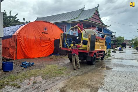 Kementerian Pupr Ri Kerahkan Bantuan Sarpras Sanitasi Di Lokasi Banjir