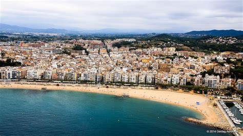 Spain, Cataluña, Girona, Blanes Beach - TRIPinVIEW