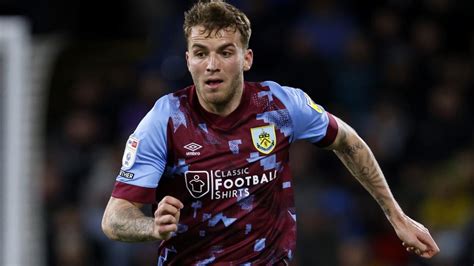 Burnley Announce Jordan Beyer Deal In Style Wednesdays Sporting Social