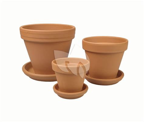 Plantenwinkel Nl Terracotta Bloempotten Met Schotel Trio S Mix Set 15