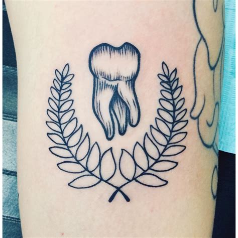 Illustrative tooth tattoo for the tooth obsessed. Matt Skin at Full