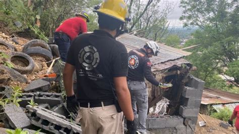 Muere Persona De La Tercera Edad Junto A Su Perrito Por Deslave En