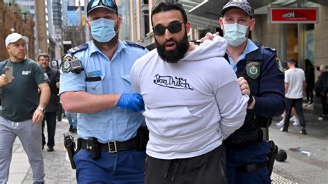 Keiner Will Lockdown Festnahmen Bei Corona Protesten In Sydney