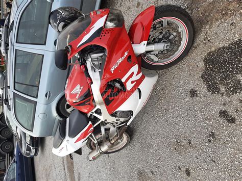 Honda CBR 919 900RR Sc33 Hitno Polovni Automobili