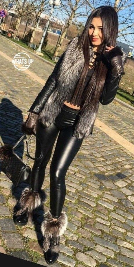 Pin By Shyn Black On Kiff 3 Leggings Leather Sexy Leather Outfits Wet Look Leggings Leather