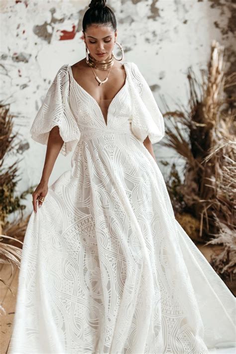 RUE DE SEINE DESERT ROSE WEDDING DRESS COLLECTIONa bé bridal shop