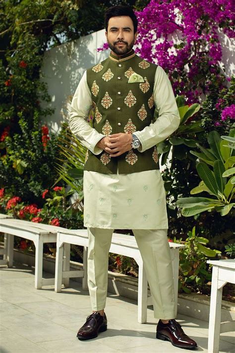 Pin By Syed Salim On DEEPAK PARWANI Wedding Outfit Men Indian