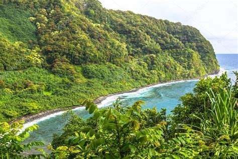 Iictures : road to hana | Road to Hana, Maui, Hawaii — Stock Photo ...