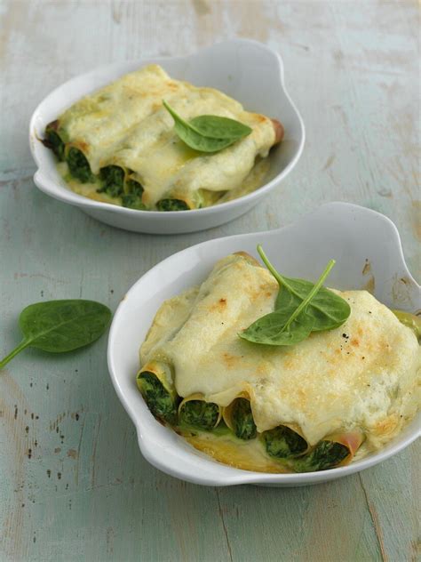 Cannelloni Mit Spinat Und Ricotta Bilder Kaufen 11441053 StockFood