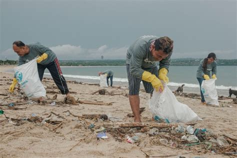 Komunitas Plastic Bank Indonesia Berhasil Cegah Setara Satu Miliar