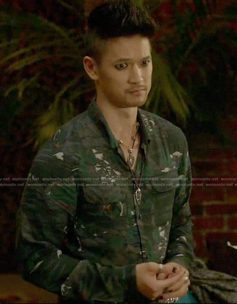 Magnus Bane Outfits & Fashion on Shadowhunters | Harry Shum Jr.