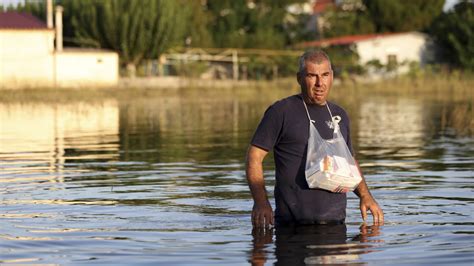 The death toll from flooding in central Greece has increased to 10 ...