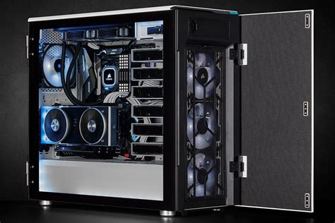 Corsair Crystal Series 680X RGB And Carbide Series 678C Cases Now