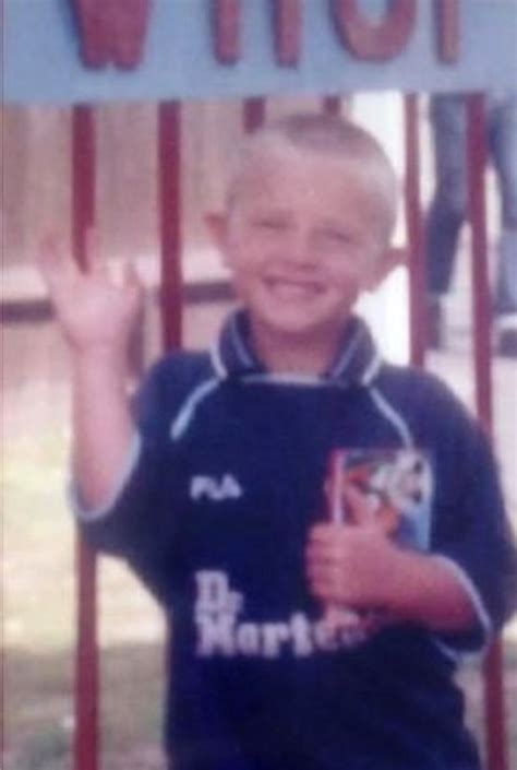 'I'm proud my son is storing 1,000 bricks in my garden' - BBC News