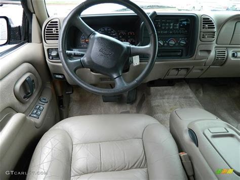 1999 Chevrolet Tahoe Standard Tahoe Model Dashboard Photos