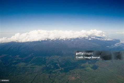 Mount Kilimanjaro High-Res Stock Photo - Getty Images