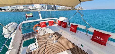 Dubai Marina Privat Yacht Tur Med Lille Gruppe GetYourGuide