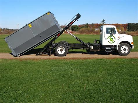 Dumpster Trailer Rental l Driveway Friendly Debris Trailers l Since 1991