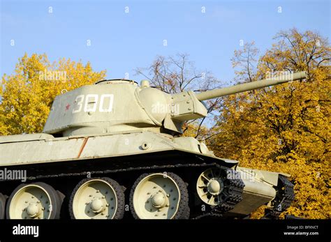 Carro Armato Sovietico Del Memoriale Di Guerra Berlino Immagini E