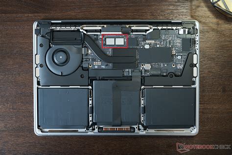 M2 MacBook Pro 13 with 256 GB storage has a 33-50% slower SSD than its ...