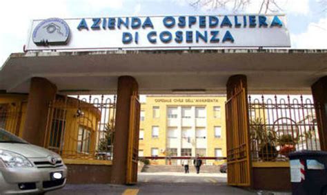 Terapia Intensiva Sei Nuovi Posti Letto All Ospedale Di Cosenza