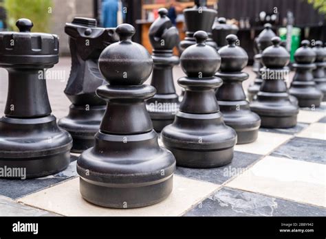 Human chess pieces hi-res stock photography and images - Alamy