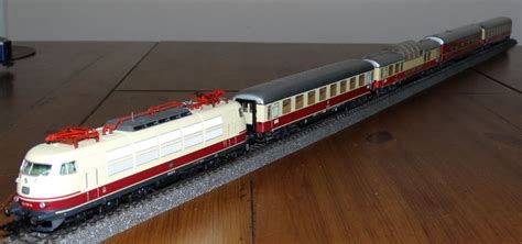 Märklin H0 37579 Electric locomotive TEE BR 103 of the Catawiki