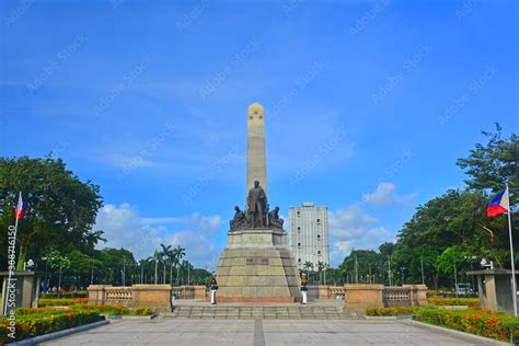 Jose Rizal statue monument at Rizal park in Manila, Philippines Stock ...