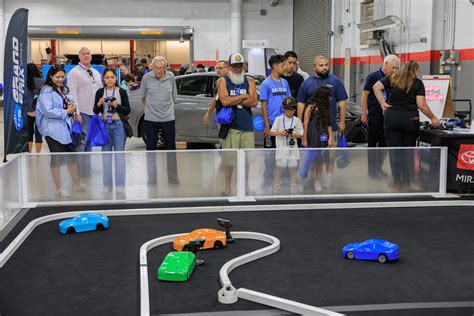 Hydrogen Fuel Cells Lead The Way As Toyota Unveils North American