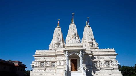 10 Hindu Temples Near Chicago That Every Indian Must Visit