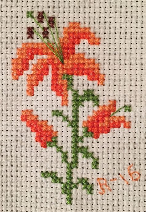 Small Flower Cross Stitch Pink Cross Stitch Tiny Cross Stitch Cross