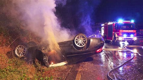 Bab Bei Langenfeld Schwerer Unfall Bmw Berschlug