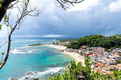 Premium Photo | View from the top of the beaches and houses of morro de ...