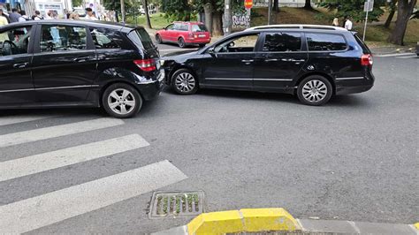 Oslobo Enje Saobra Ajna Nesre A Kod Trolejbuske Stanice U Sarajevu