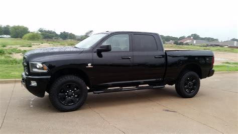 Dodge Ram 2500 All Black