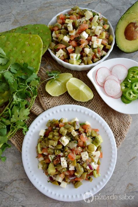 Ensalada de nopales con queso panela saludable rápida Receta