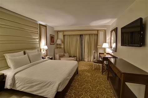 Best 5 Star Hotel in Karachi | Pearl Continental Hotel Karachi