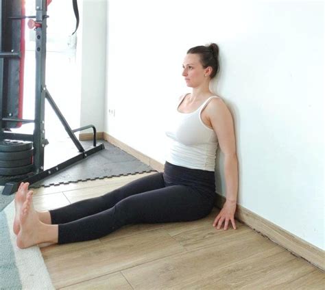 5 Extremely Easy Lower Back Stretches For Quick Pain Relief