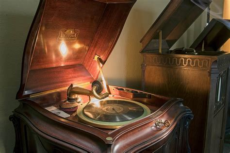 Top 10 Antique Record Player Cabinet Value