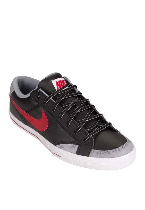 triple   nike capri ii
