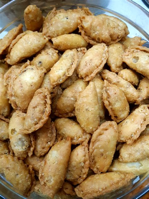 Resep Kue Panada Isi Abon Resep Panada Khas Manado Isi Abon Ikan