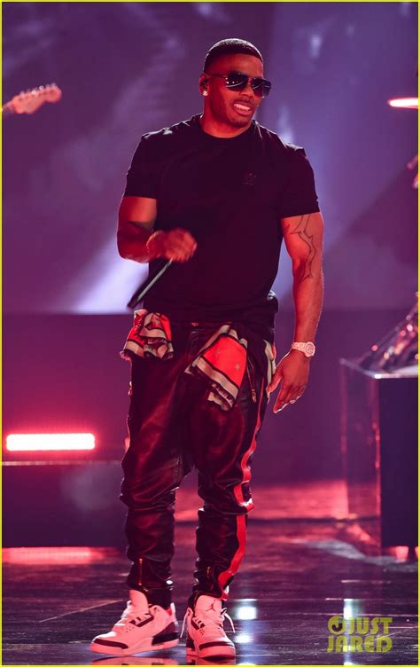 Nelly Performs A Medley Of His Biggest Hits At The American Music