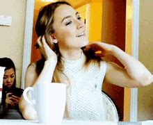 Saoirse Ronan Saoirse Ronan Discover Share Gifs