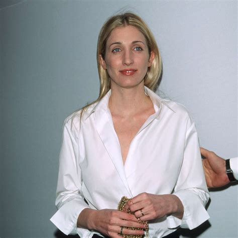 carolyn bessette kennedy wedding dress 11