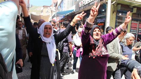 ANF Colemêrg de direniş sürüyor Halk her yerde ayağa kalkmalı